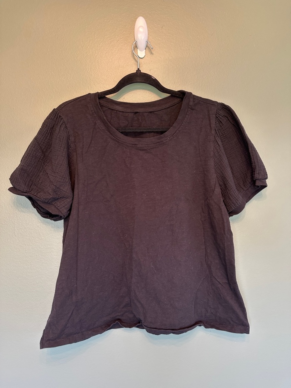 Casual Puff Sleeve Women's Top in Black